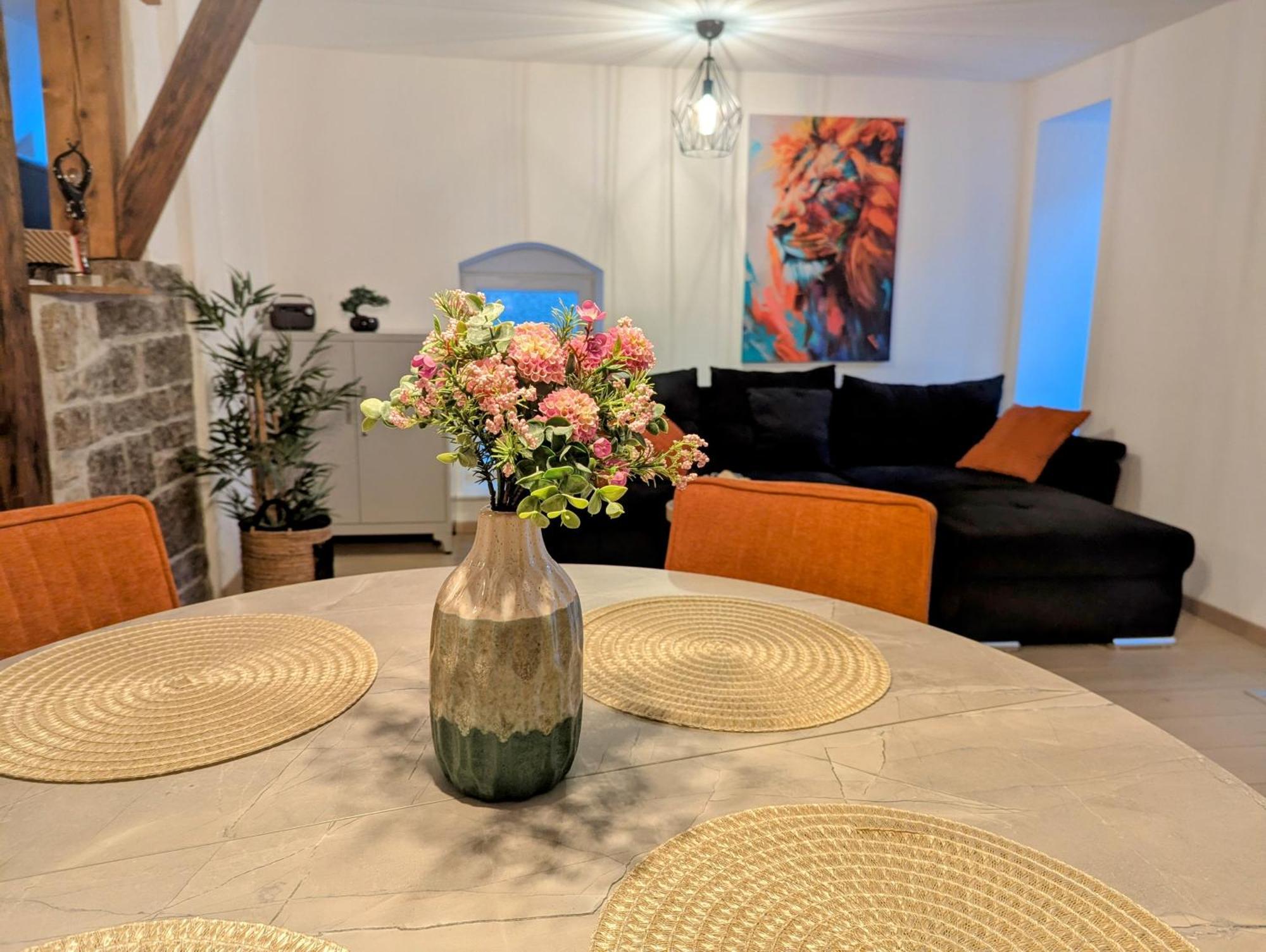 Appartement Gemuetliche Oase Im Denkmal à Bonnigheim Extérieur photo